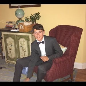 Meet your Posher, Carson